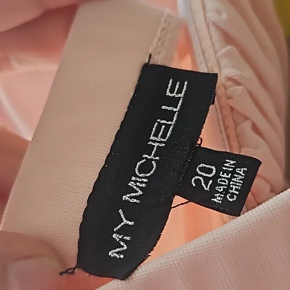 Long formal dress, size 20w,NWT - Picture 11 of 13